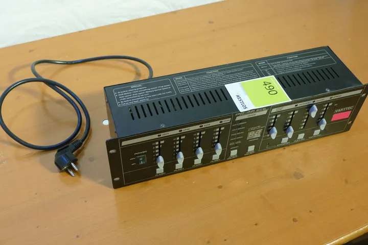 Varytec Dp 4P Eco Schuko Dimmer